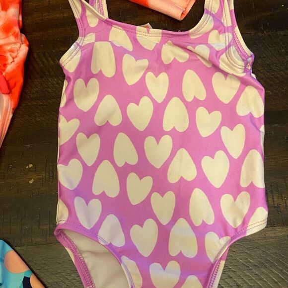 Swimsuit bundle - Picture 2 of 4